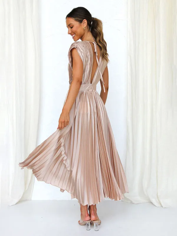 Pleated Midi Dress with Sleeveless V-Neck and Solid Print