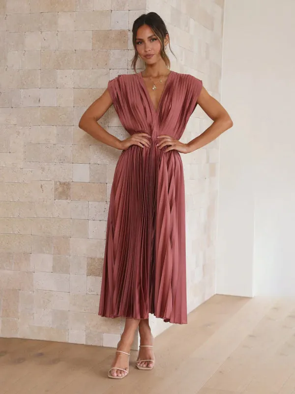 Pleated Midi Dress with Sleeveless V-Neck and Solid Print