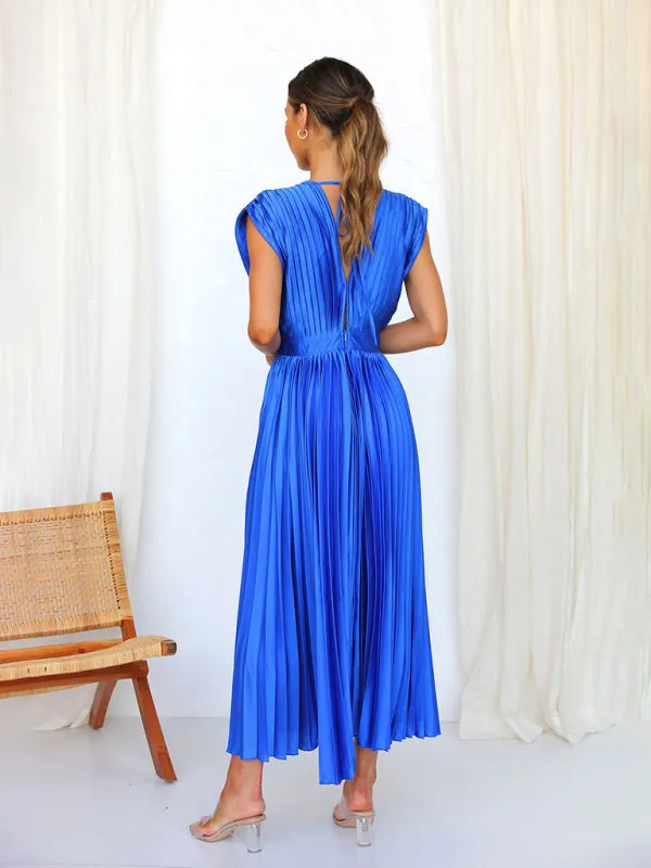 Pleated Midi Dress with Sleeveless V-Neck and Solid Print