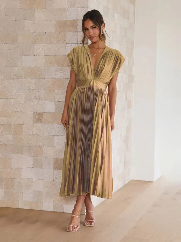 Pleated Midi Dress with Sleeveless V-Neck and Solid Print