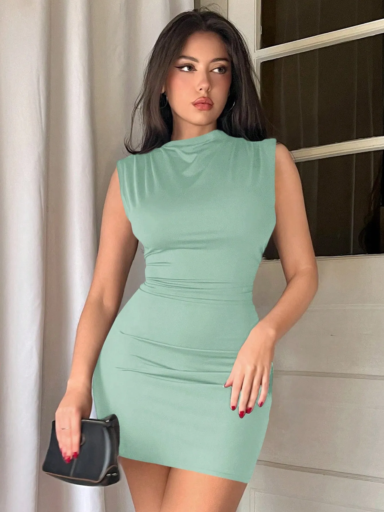 Privé Slim Fit Pleated Dress