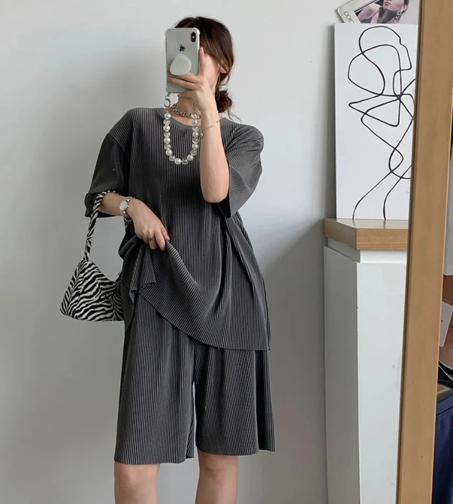 Retro Waffle Knit Loose Short Sleeve Shirt & Shorts Set Round Neck Two-Piece Set For Women