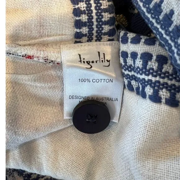 REVOLVE | Tigerlily Aztec Western Heavy Weave Shorts Blue Red Embroidered size 4