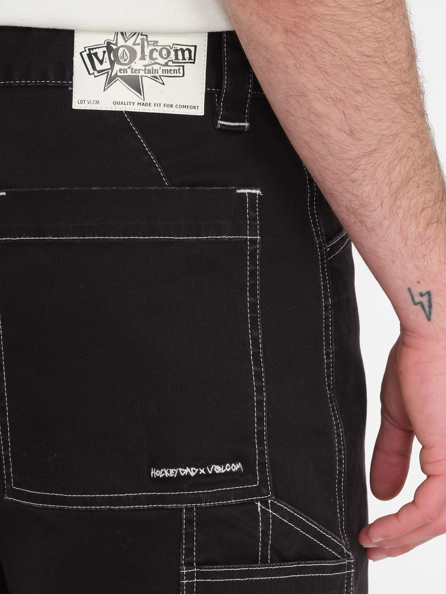 Short V Ent Hockey Dad 20" - BLACK