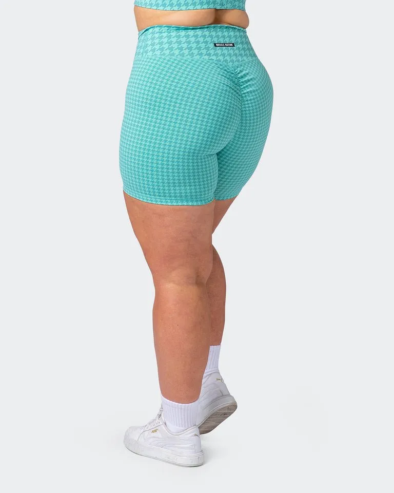Signature Scrunch Bike Shorts Cascade Houndstooth Print