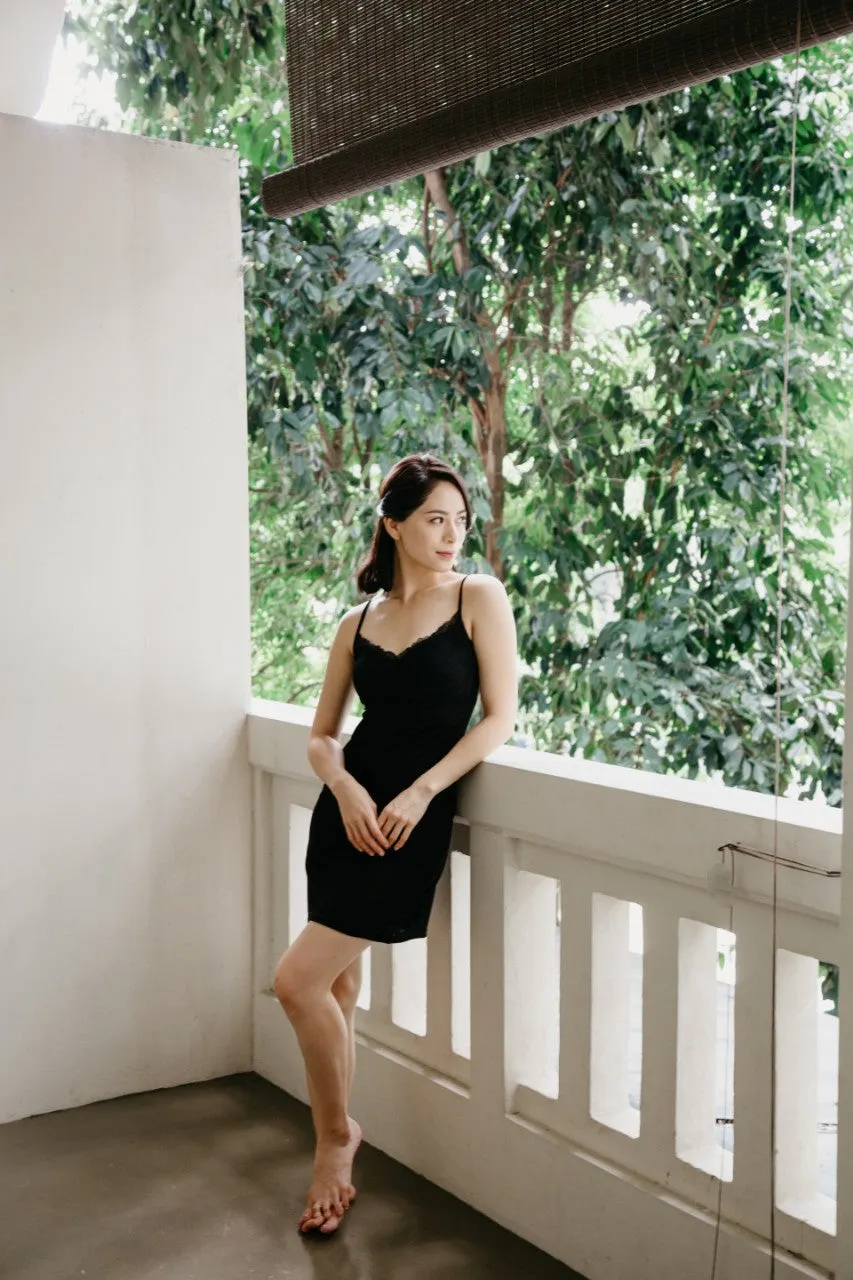 Silk Lycra Padded Slip (Black)