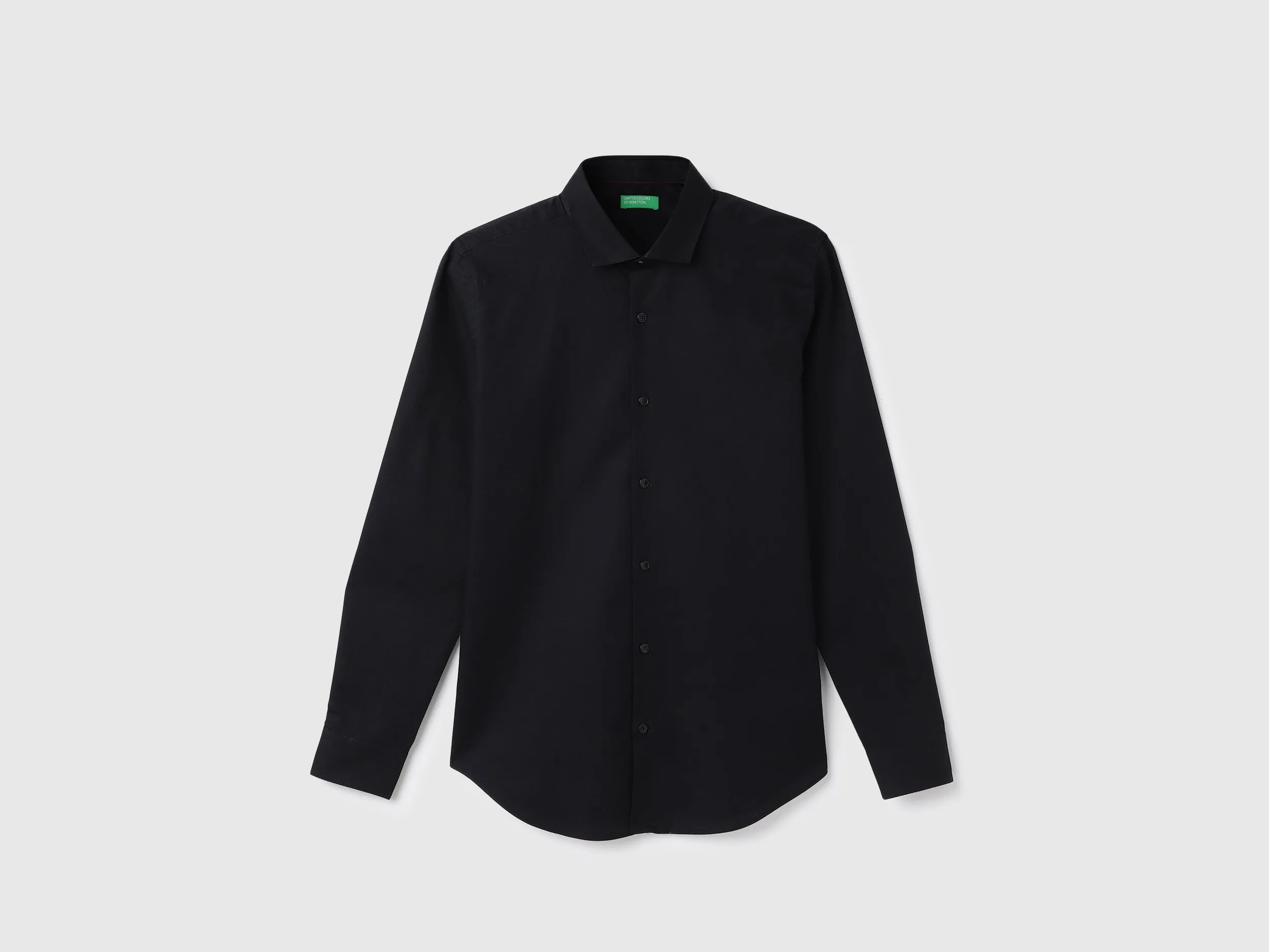 Slim Fit Cut Away Collar Solid Shirts