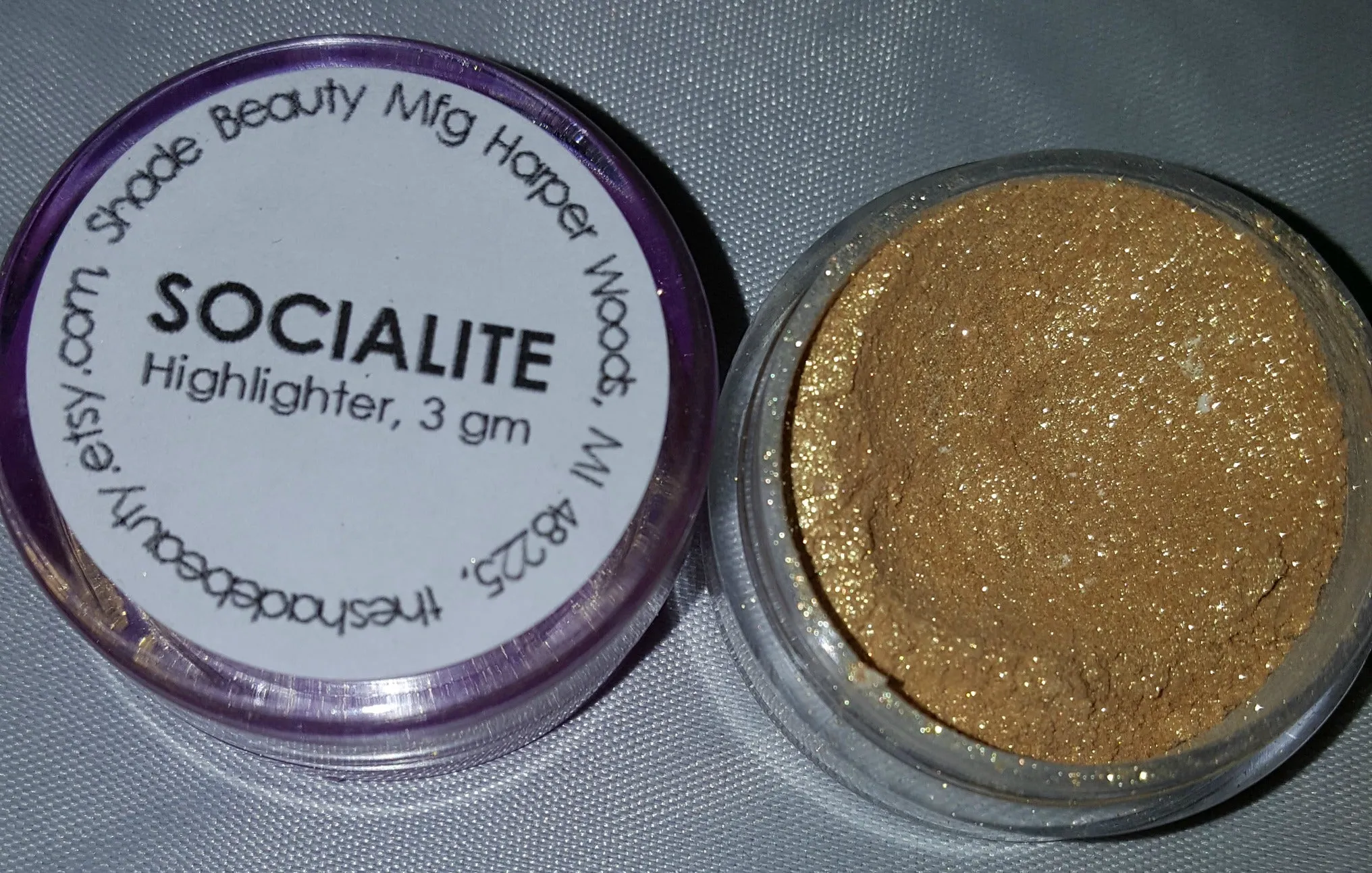 Socialite Loose Highlighter