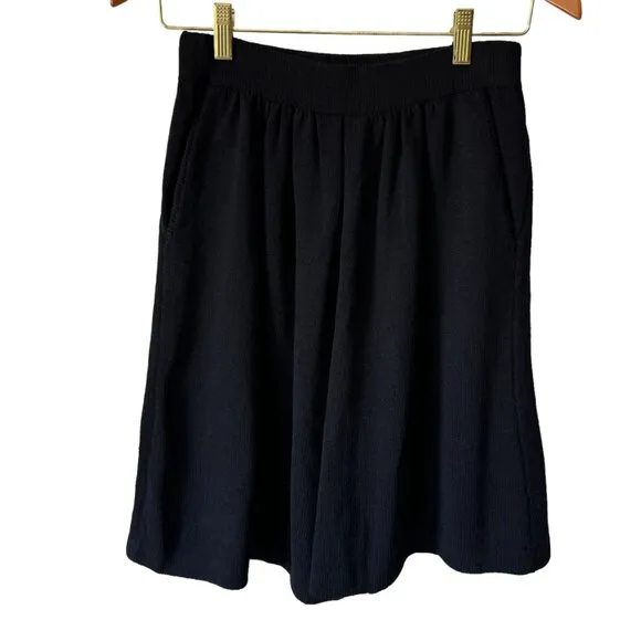 St. John Collection Santana Knit Black Walking Shorts Wide Leg High Rise Classic