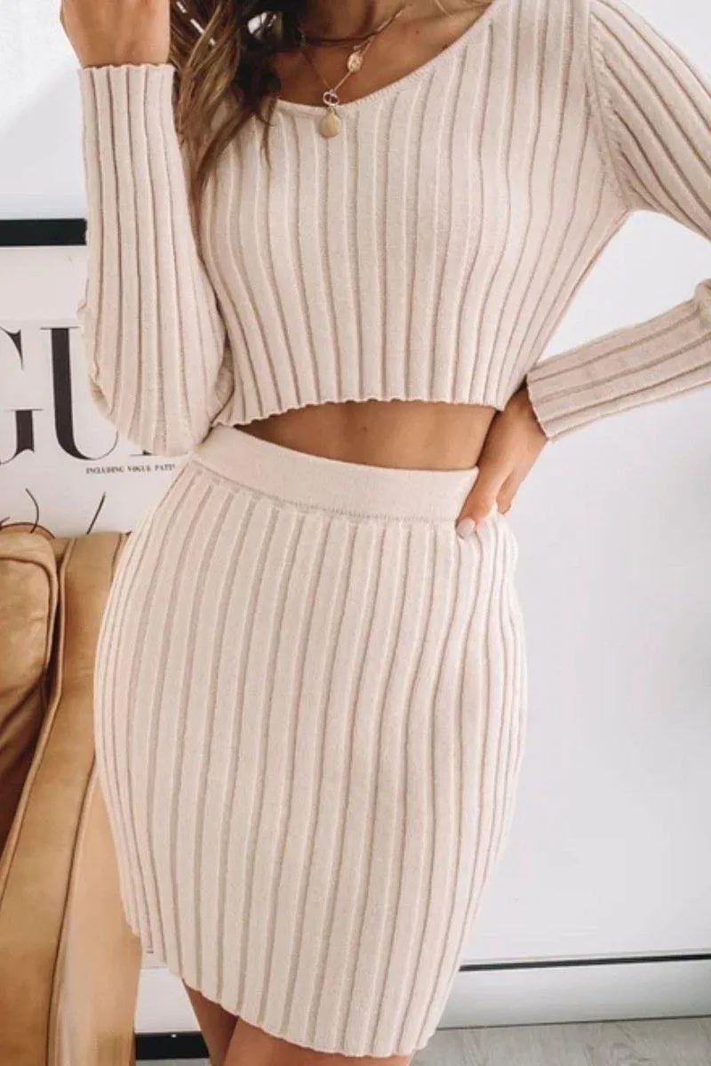 sweater top and short skirt knitted crop set