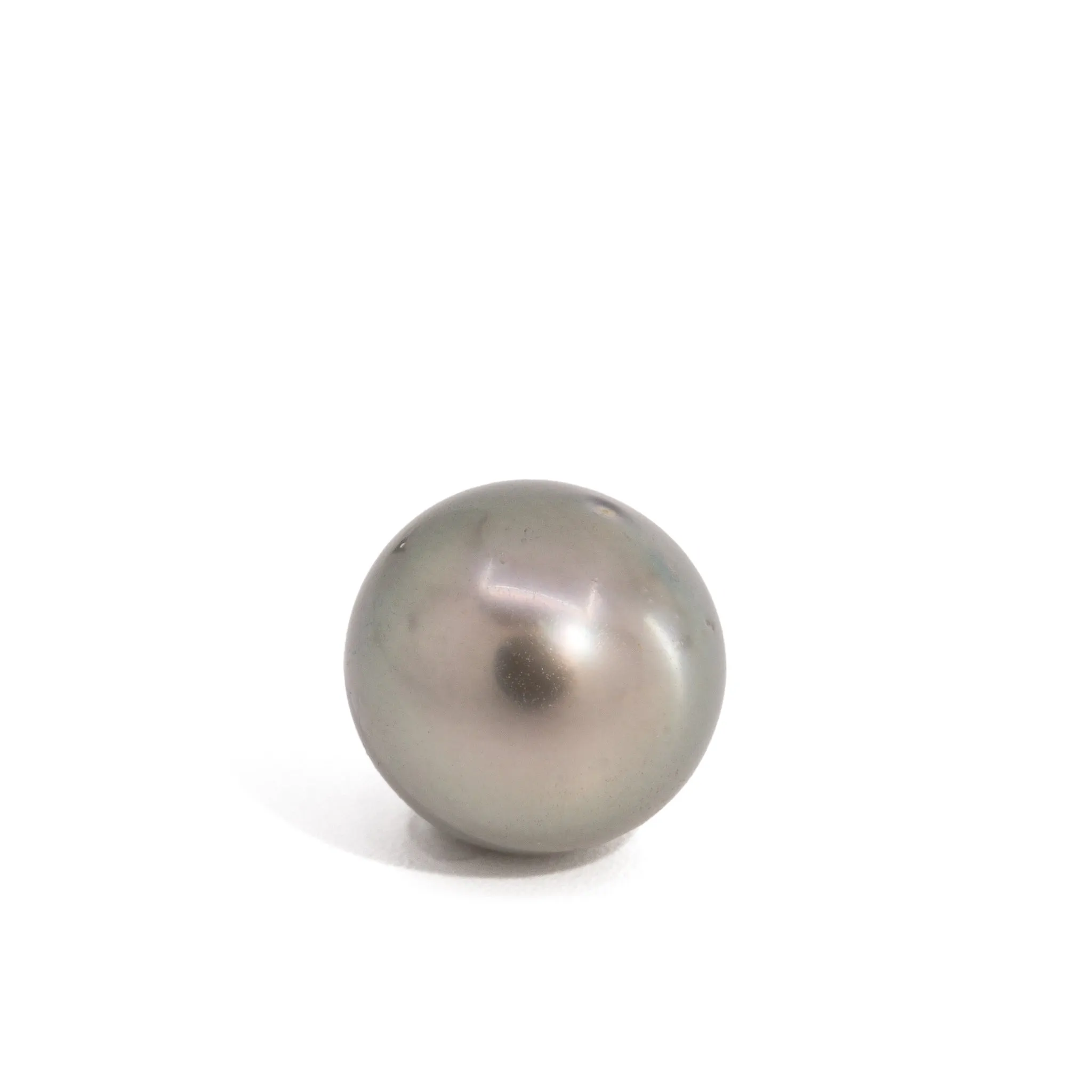 Tahitian Black Sea Pearl 14.67 Carat Pair
