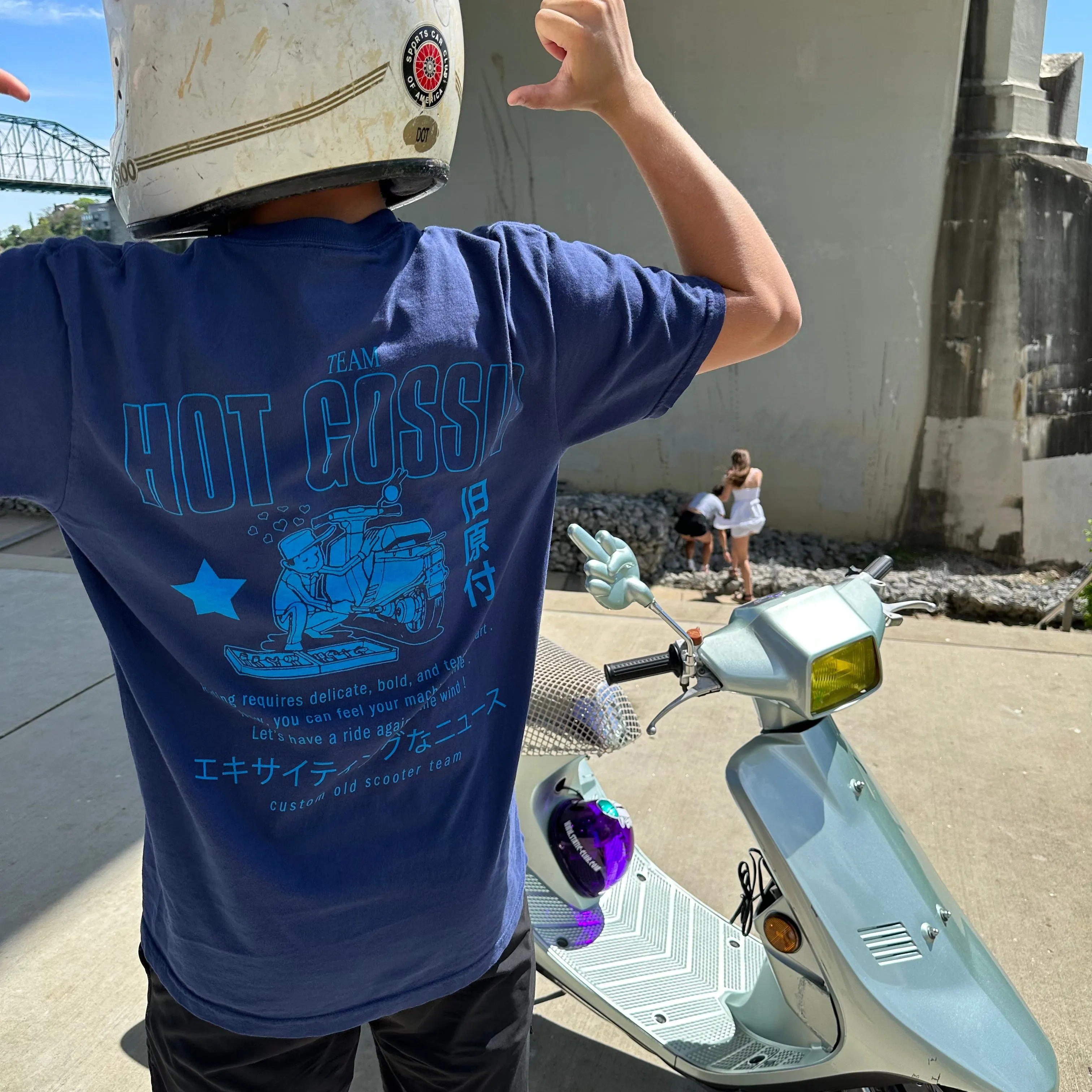 TEAM HOT GOSSIP SCOOTER SHIRT - NAVY / BLUE