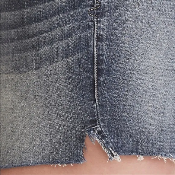 TORRID BROOKLYN Skinny High Rise Vintage Stretch Denim Jeans Shorts 20