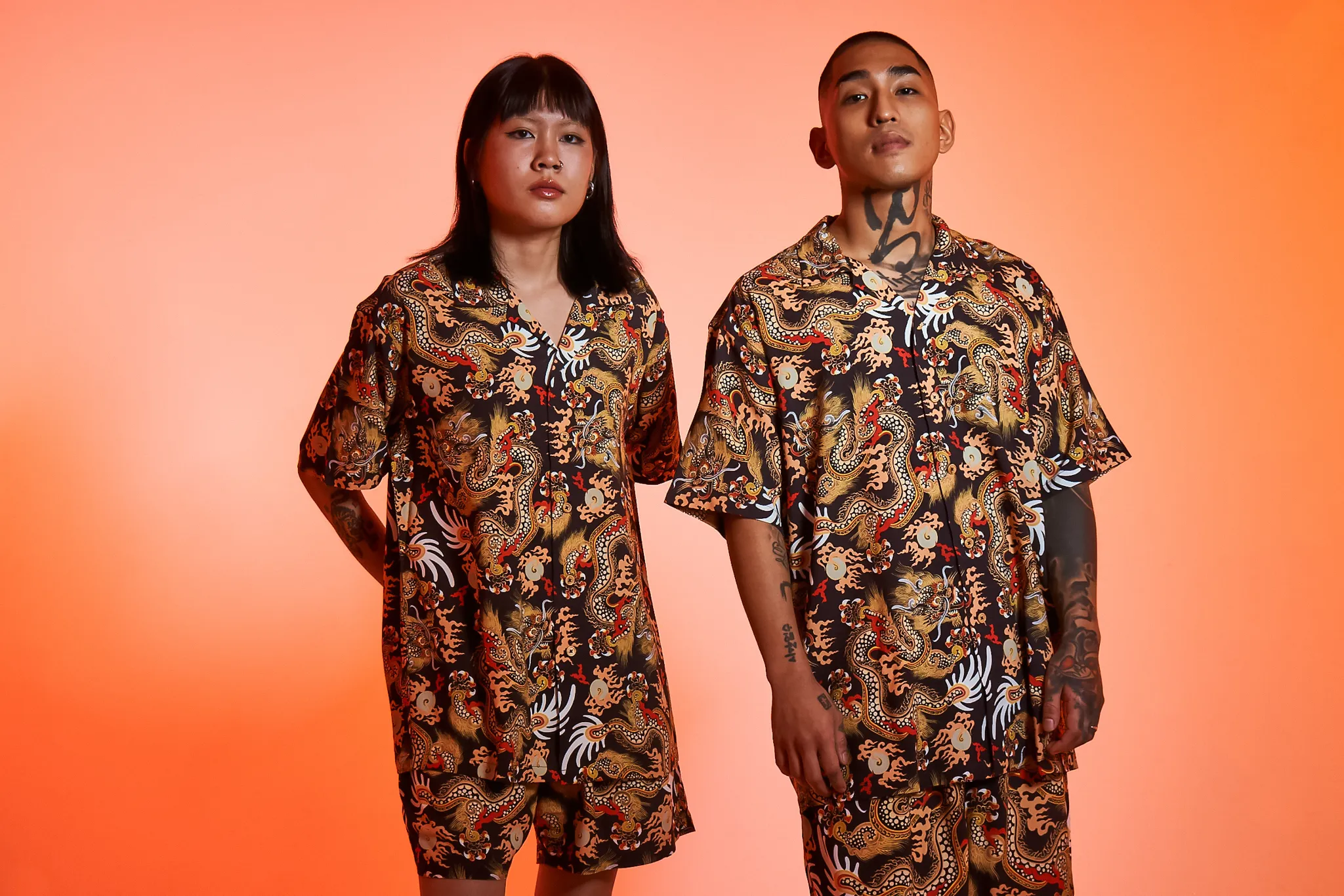 [UNISEX] TOMAS TOMAS X LOCO MOSQUITO 108 DRAGONS BLACK SHORT SLEEVE SHIRT