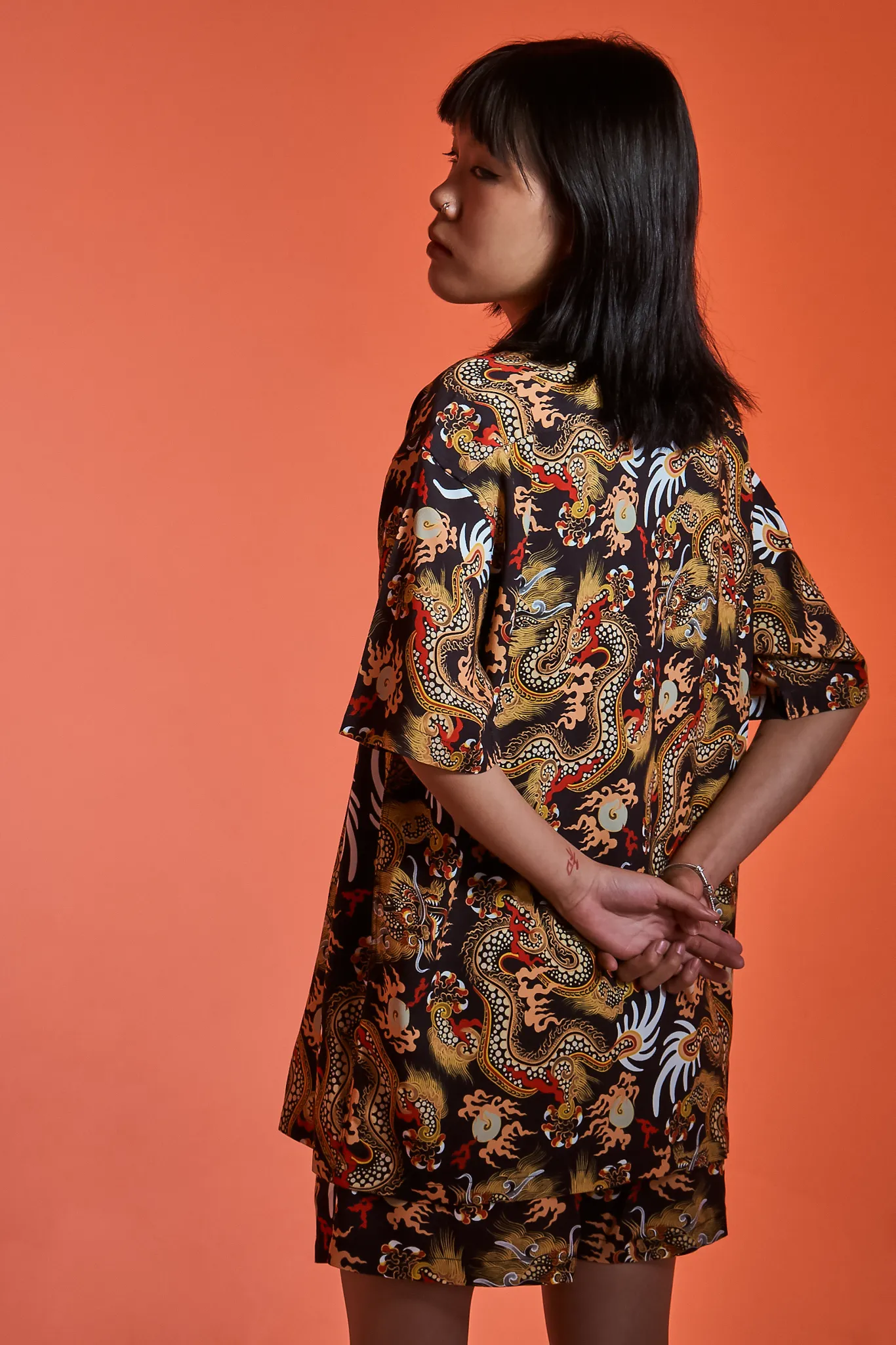 [UNISEX] TOMAS TOMAS X LOCO MOSQUITO 108 DRAGONS BLACK SHORT SLEEVE SHIRT