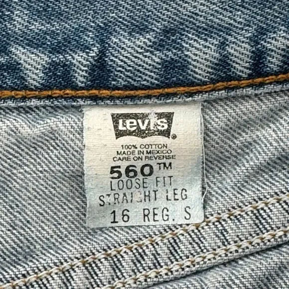 Vintage 90s Levi's 560 Jorts Cutoff Jean Shorts Loose Fit Straight Leg | 35&quot; 12