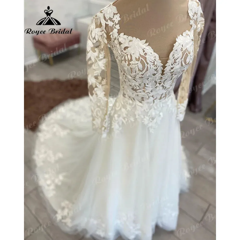 Vintage Boho Lace Long Sleeve Open Back Wedding Gown for Women  Appliques Wedding Dress with V Neck Bridal Gown Custom Made