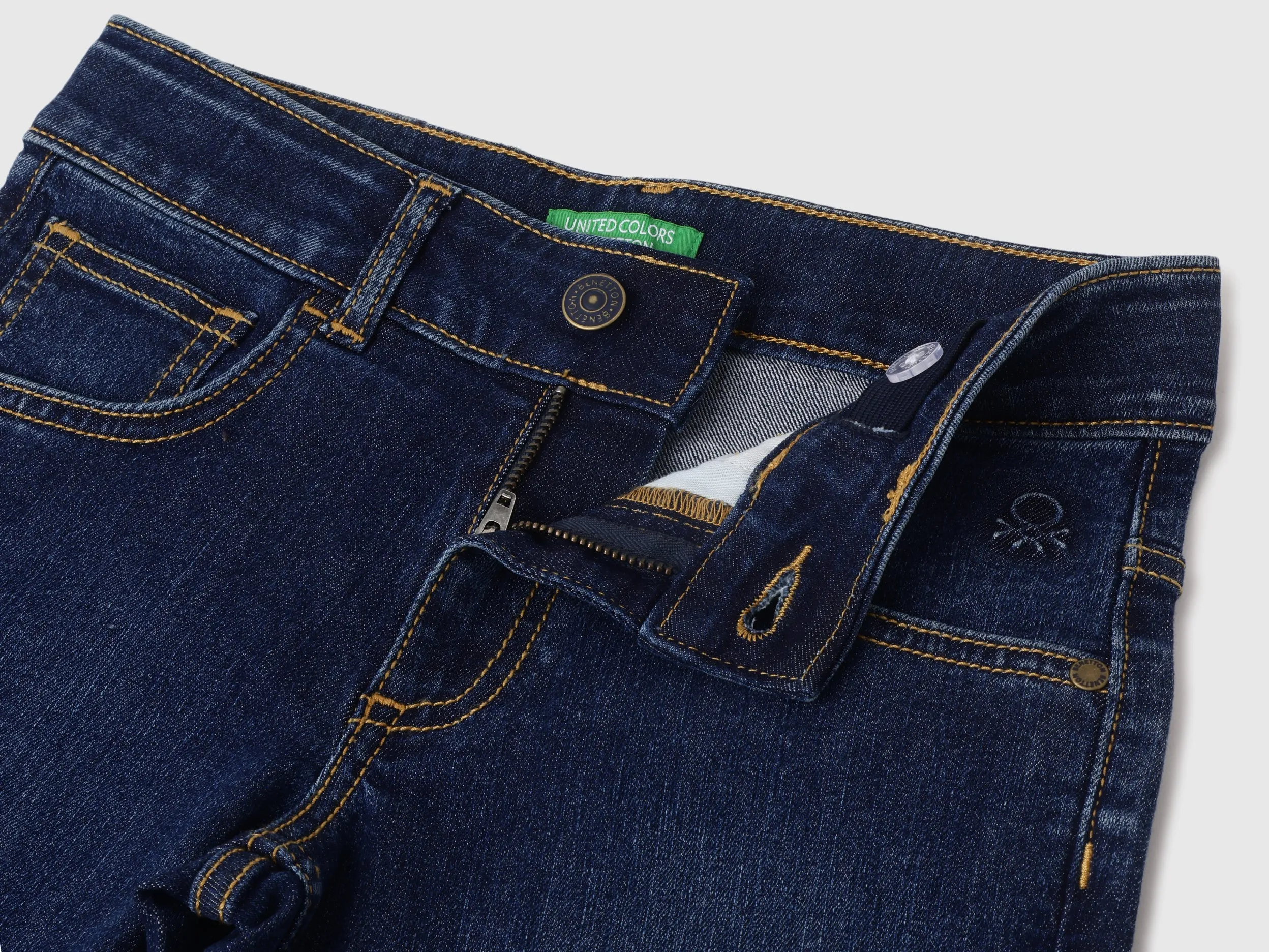 Washed Regular Shorts