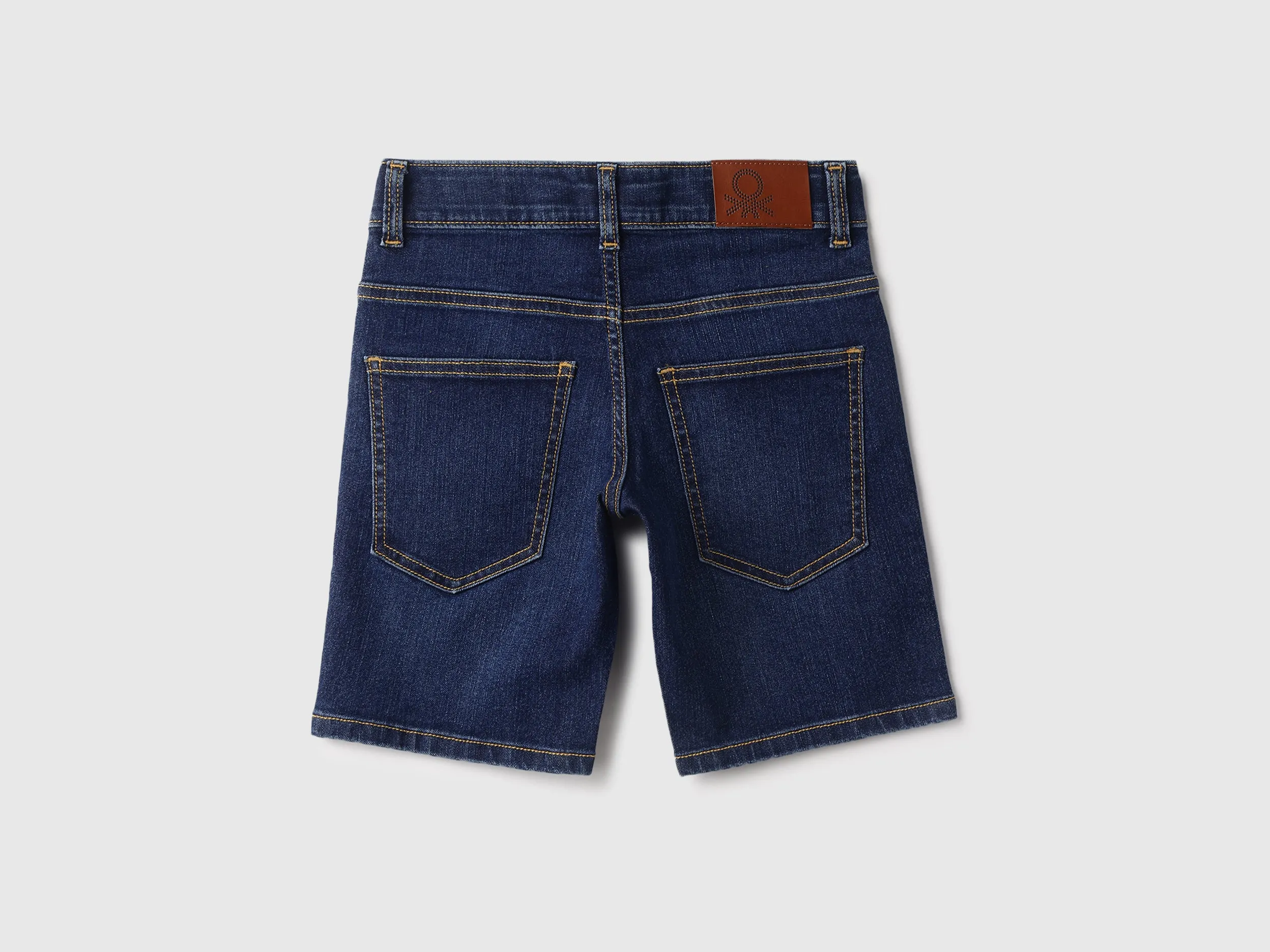 Washed Regular Shorts