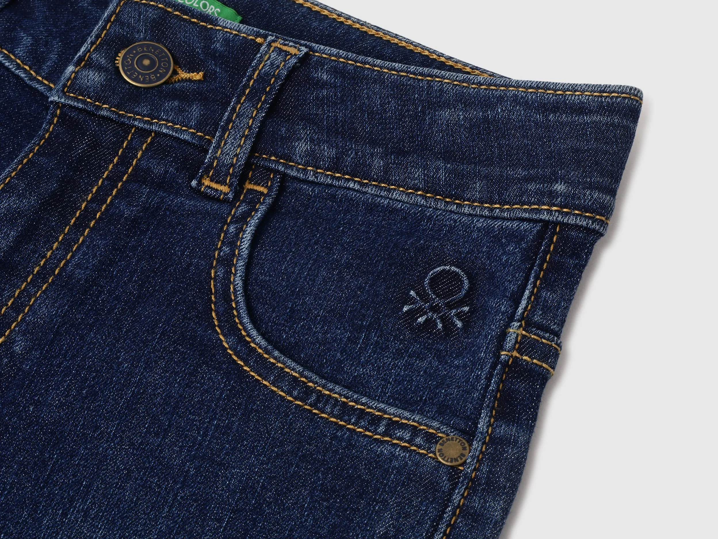 Washed Regular Shorts