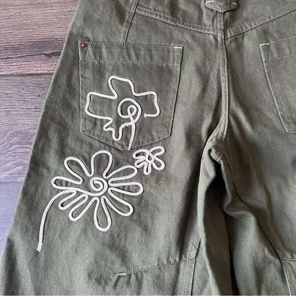 We The Free Women's Cruisin Soutache Wide Long Shorts Green Size 27 NEW