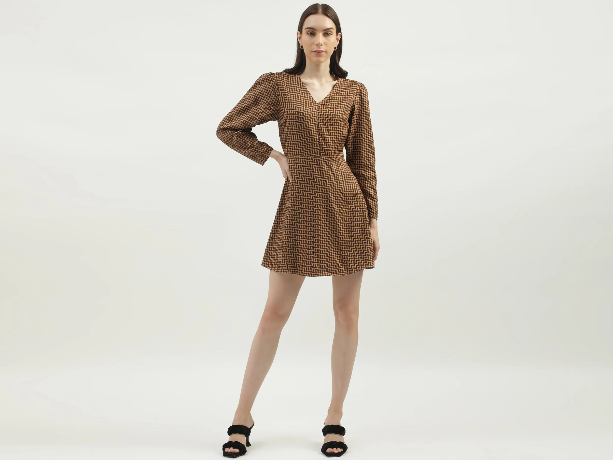 Women's Regular Fit V-Neck Printed Dresses